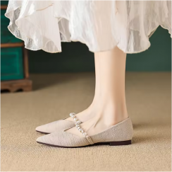 2 pairs Fashion Pointed Toe Pearl Beaded Single Shoes